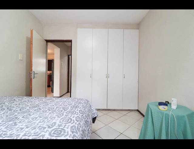 2 BEDROOM APARTMENT FOR SALE IN MONTCLAIR